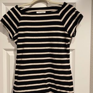 White House Black Market square scoop neck tee